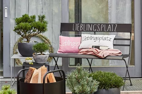 PFLEGELEICHTE SCHöNHEITEN FüR DIE DACHTERRASSE.